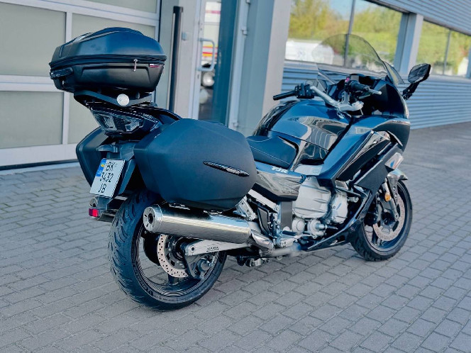 Мотоцикл YAMAHA FJR 1300 2018 рік, (58000 км) б/у