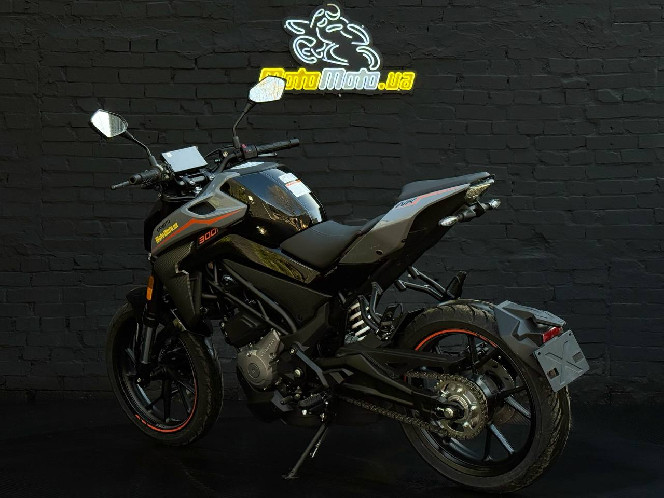 Мотоцикл CFMOTO 300NK