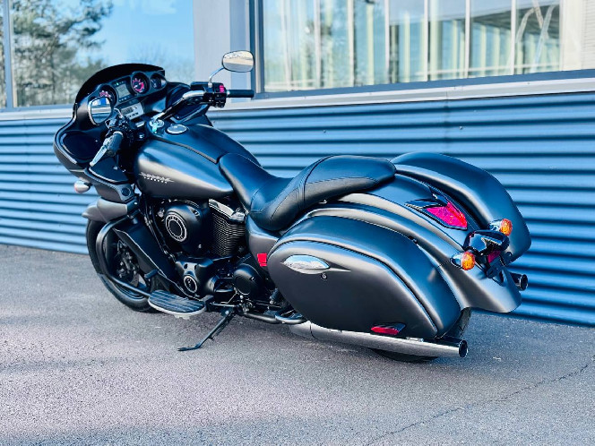 Мотоцикл KAWASAKI VULCAN 1700 Vaquero 2022 рік,(15000км.) б/у