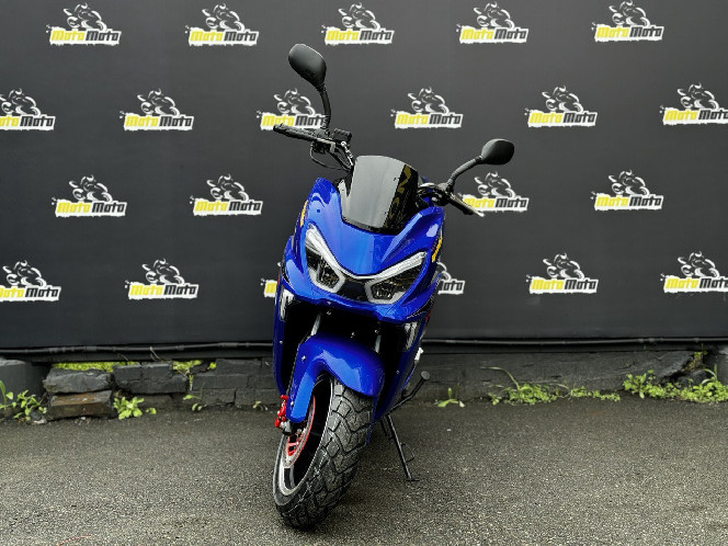 Скутер SPARK SP150S-18