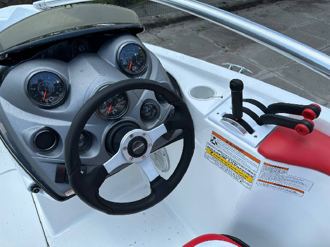 Катер BRP SPEEDSTER 200 б/у 2008 г.