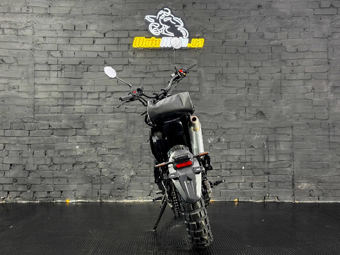Мотоцикл GEON ROCKSTER 250 (SOHC 17/17 On-Road)