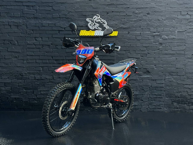 Мотоцикл SPARK SP300CR-5