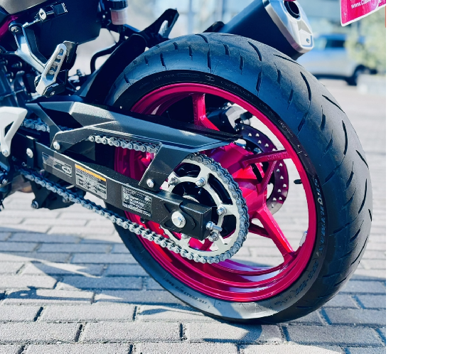 Мотоцикл KAWASAKI Z500 SE 2024 рік, (1000 км), б/у