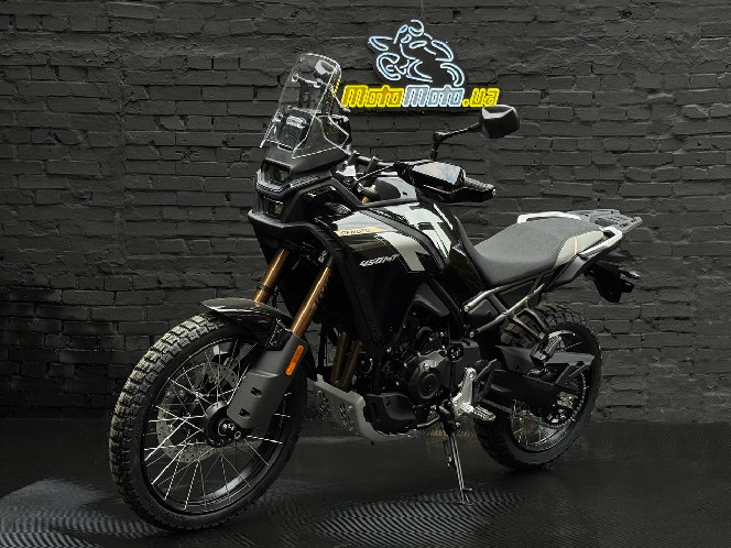 Мотоцикл CFMOTO 450MT
