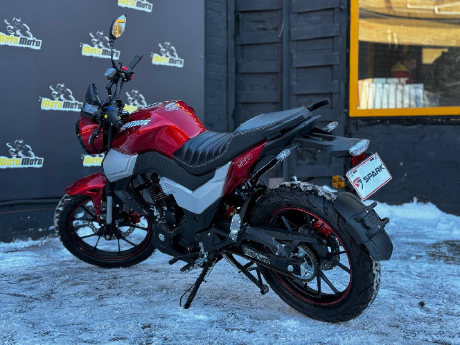 Мотоцикл SPARK SP200R-33