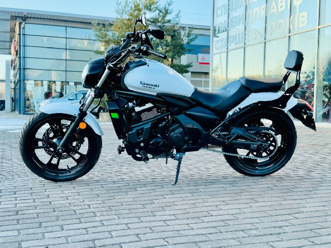 Мотоцикл KAWASAKI Vulcan 650 2017 рік, (24000 км) б/у