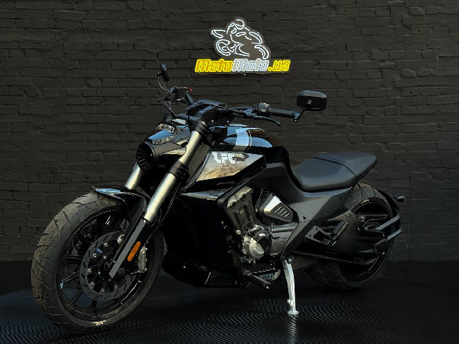 Мотоцикл BENDA LFС 700