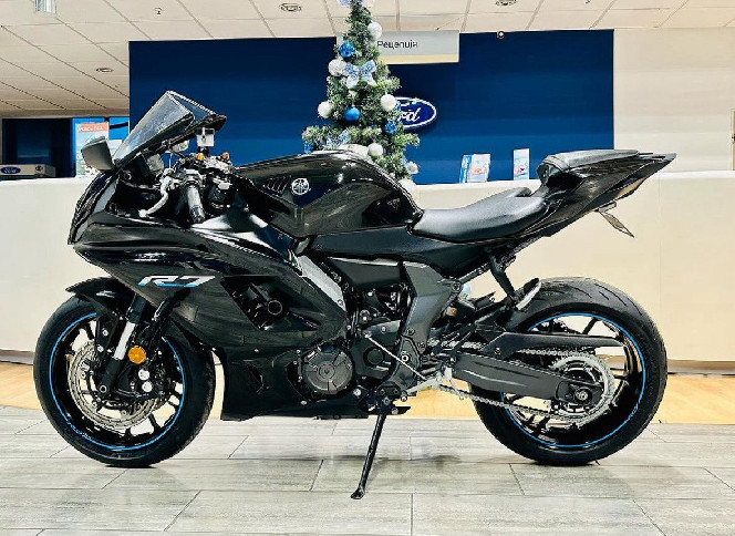Мотоцикл YAMAHA YZFR7 2022 рік, б/у (6 000 км)