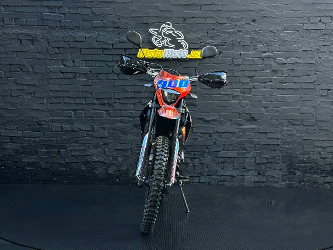 Мотоцикл SPARK SP300CR-5