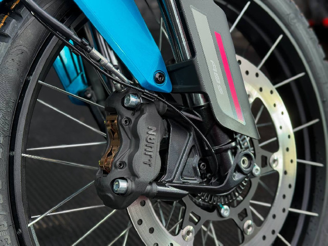 Мотоцикл CFMOTO 450MT +T-BOX