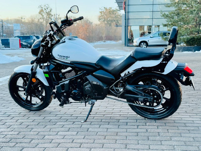 Мотоцикл KAWASAKI Vulcan 650 2017 рік, (24000 км) б/у