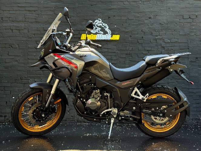 Мотоцикл CYCLONE RX600