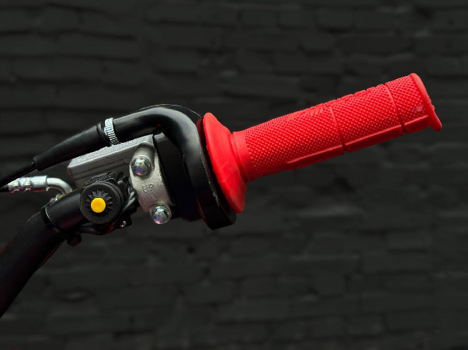 Питбайк APOLLO THUNDER 140 (17/14)