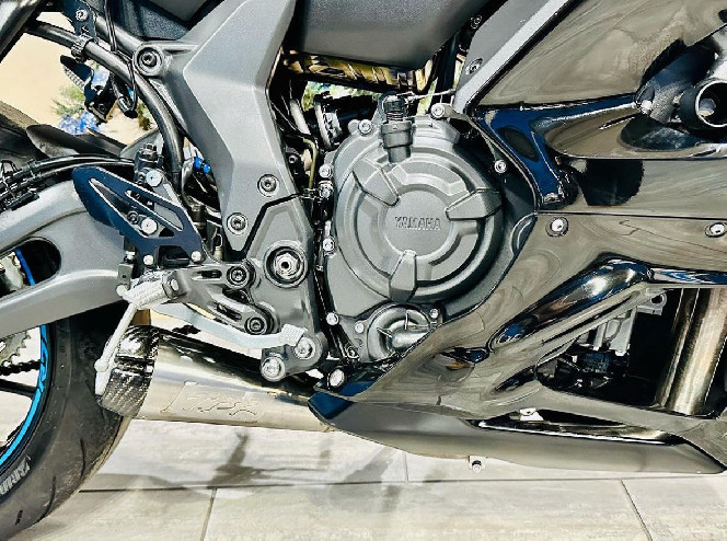 Мотоцикл YAMAHA YZFR7 2022 рік, б/у (6 000 км)