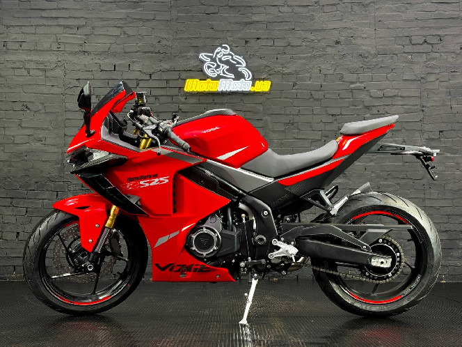 Мотоцикл VOGE RR525