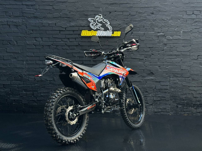 Мотоцикл SPARK SP300CR-5