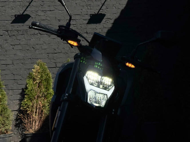 Мотоцикл CFMOTO 300NK
