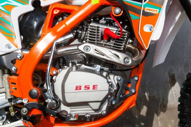Мотоцикл BSE J4 ENDURO