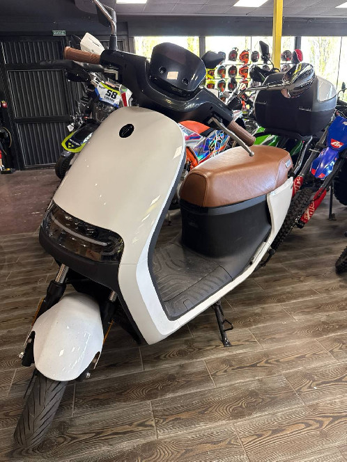 Електроскутер SEGWAY-Ninebor E110L, 2023 р. Б/У (2505 км)