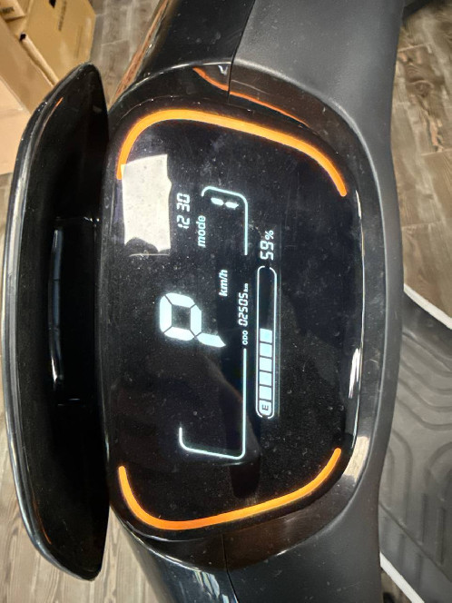 Електроскутер SEGWAY-Ninebor E110L, 2023 р. Б/У (2505 км)