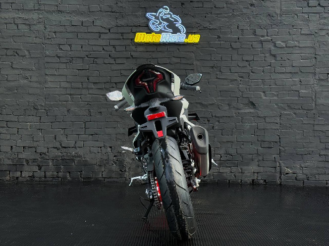 Мотоцикл CFMOTO 450SR