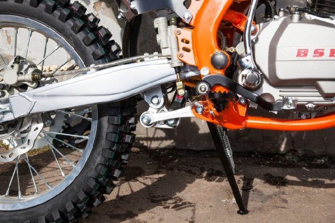 Мотоцикл BSE J4 ENDURO