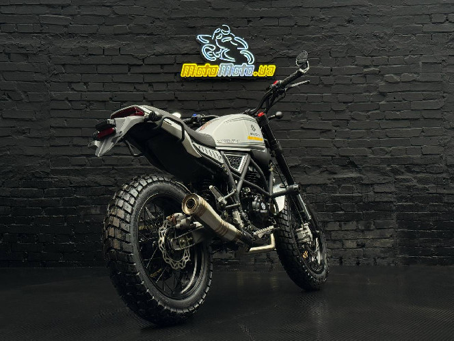 Мотоцикл GEON SCRAMBLER (300 FE 17/17 МКПП 6 II)