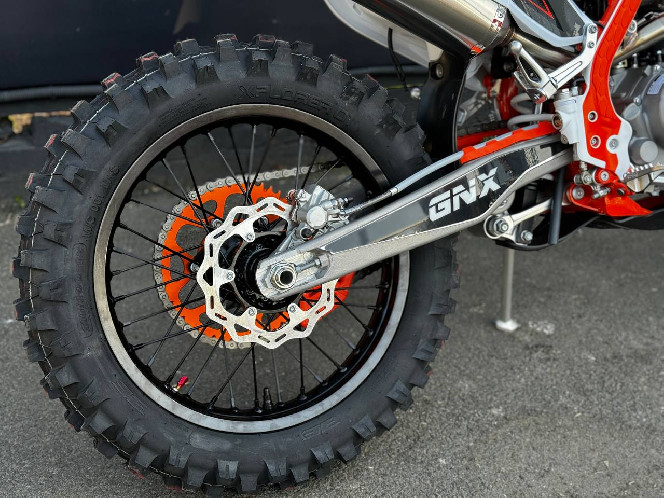 Мотоцикл GEON DAKAR GNX 300 NB K16  Carb (21/18) МКПП 6