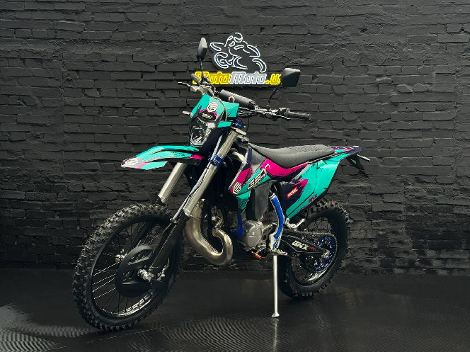 Мотоцикл GEON DAKAR GNX 250 2T Carb 21/18 МКПП-6  К16