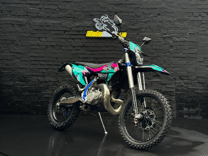 Мотоцикл GEON DAKAR GNX 250 2T Carb 21/18 МКПП-6  К16