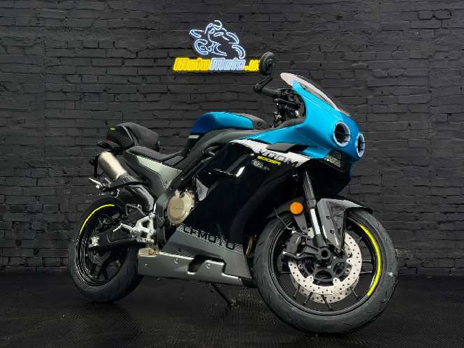 Мотоцикл CFMOTO 500SR VOOM