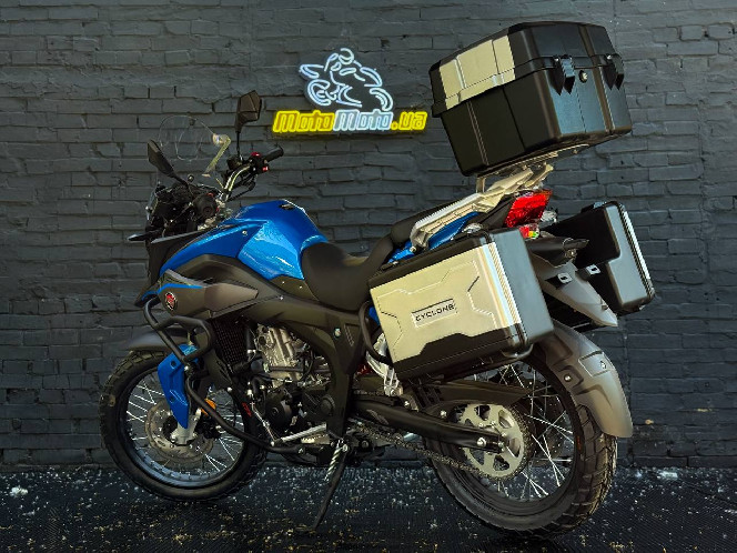 Мотоцикл CYCLONE RX3