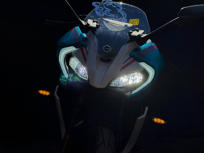 Мотоцикл CFMOTO 250SR LITE
