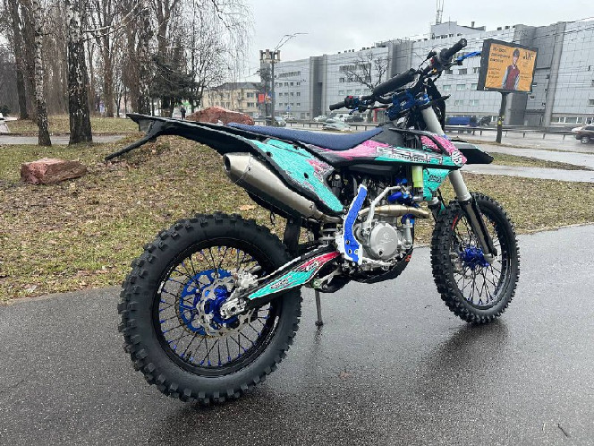 Мотоцикл GEON DAKAR GNX 250 EFI (21/18)