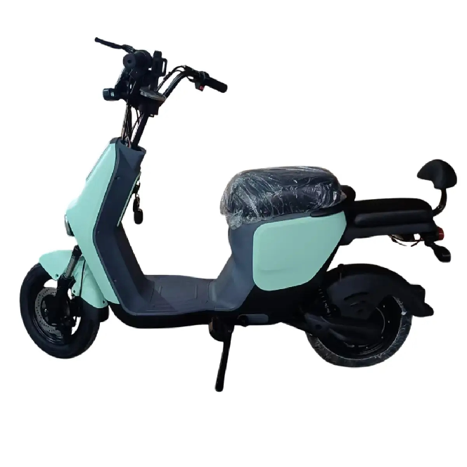 Электроскутер FORTE FLY