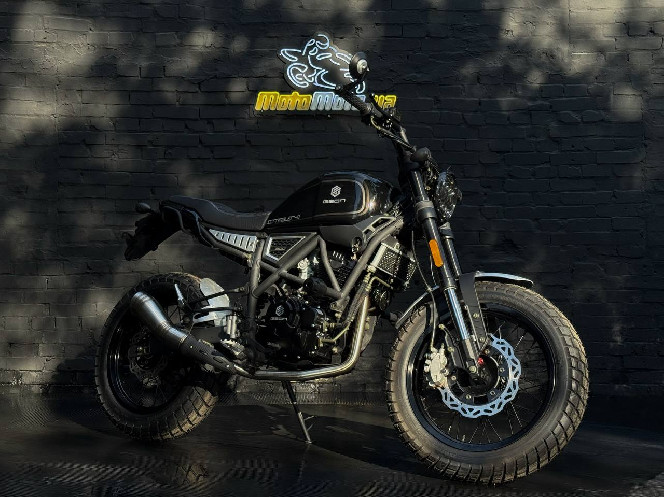 Мотоцикл GEON SCRAMBLER (300 FE 17/17 МКПП 6 II)