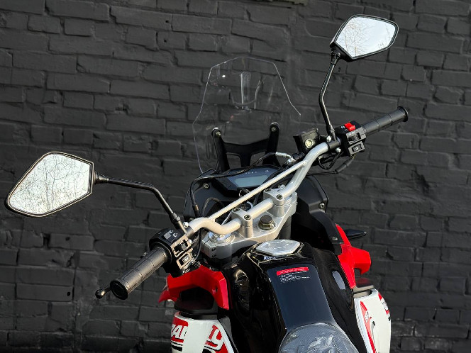 Мотоцикл LONCIN LX300GY-A DS2 PRO