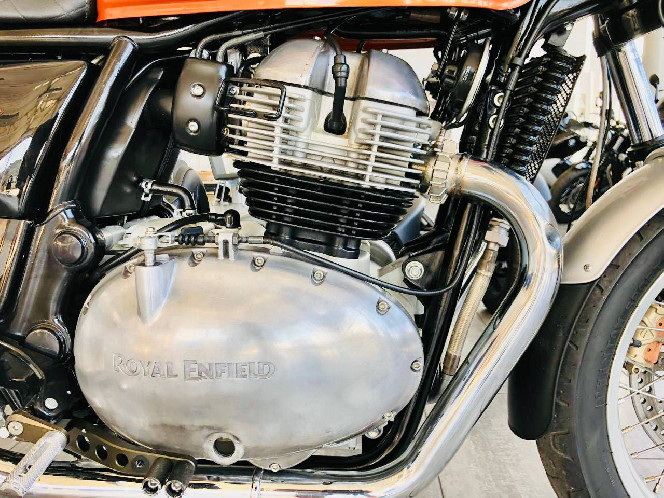 Мотоцикл ROYAL ENFIELD INTERCEPTOR 650 2019 рік, б/у (9900 км)
