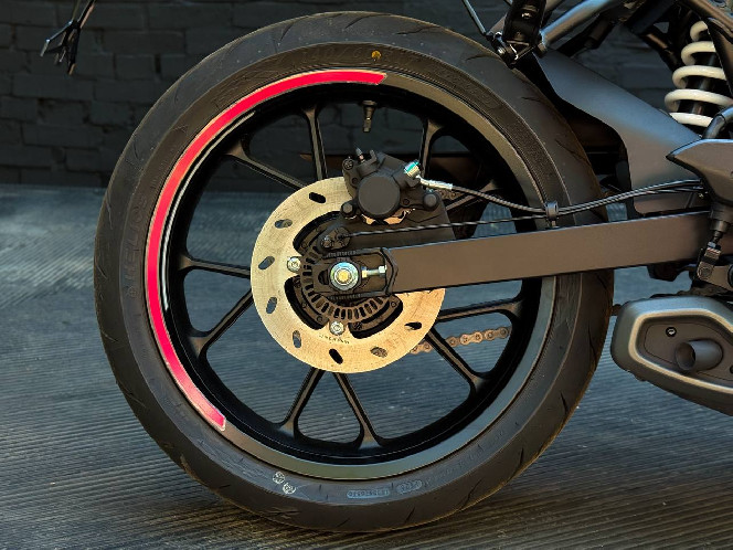 Мотоцикл CFMOTO 250SR LITE