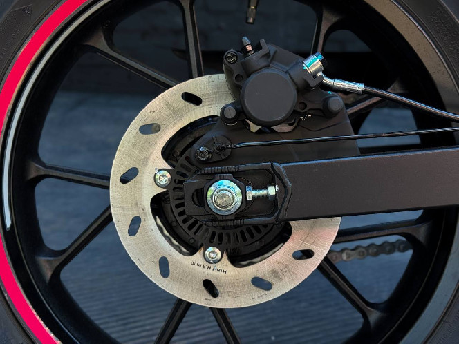 Мотоцикл CFMOTO 250SR LITE