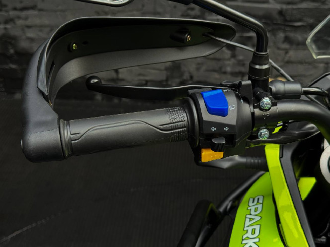 Мотоцикл SPARK SP300T-9