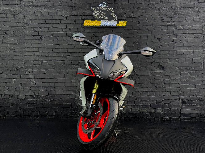 Мотоцикл CFMOTO 450SR