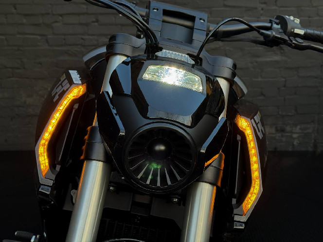 Мотоцикл BENDA LFС 700