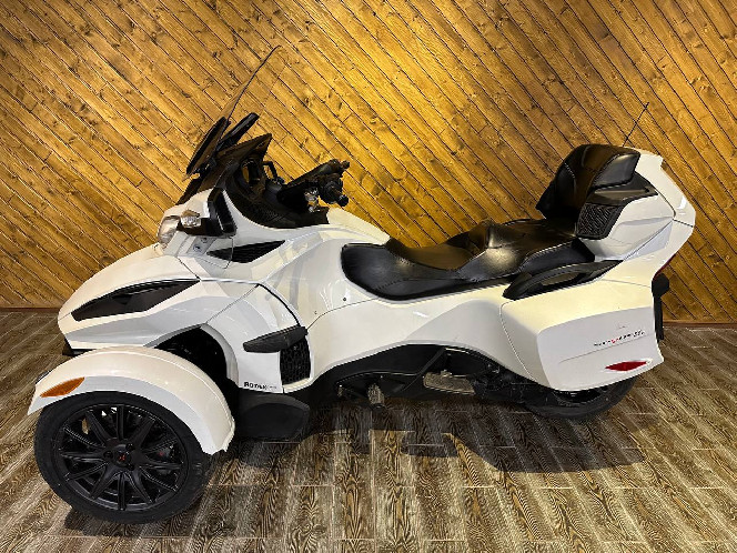 Трицикл BRP Spyder LTD б/у 2018 рік
