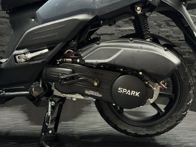 Скутер SPARK SP150S-22