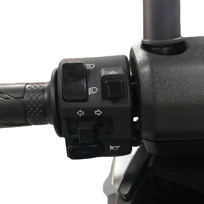 Скутер SPARK SP180S-26