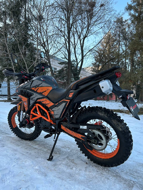 Мотоцикл SPARK SP300T-1 (TEKKEN 300)