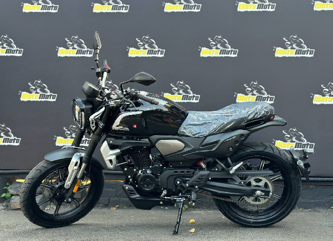 Мотоцикл LONCIN LX250-12C AC4