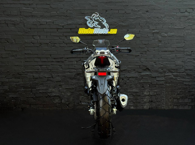 Мотоцикл SPARK SP300T-9